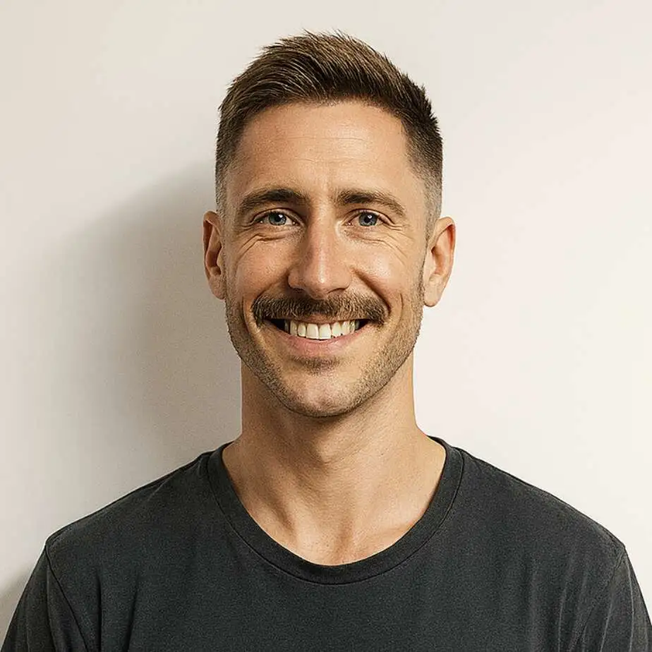 Karl Ross - Modern Roofing